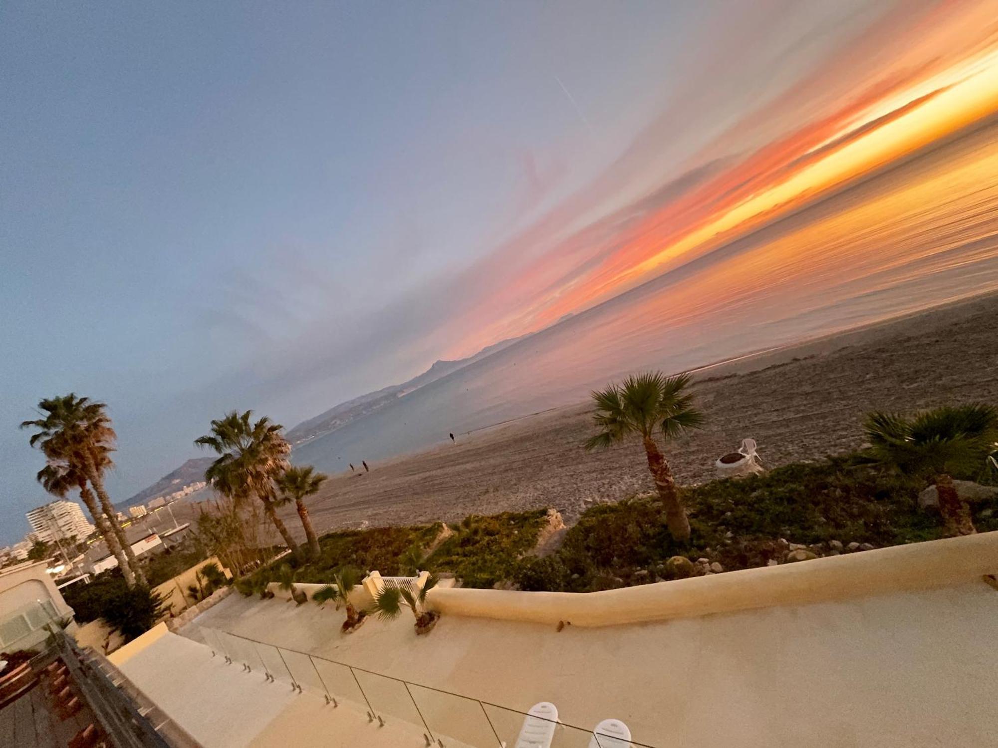 Maravilloso Apartamento Amanecer Cabo A Pie De Playa Y Mar En Chalet Roquetes Αλικάντε Εξωτερικό φωτογραφία
