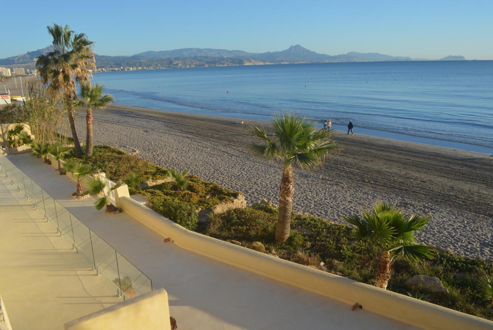 Maravilloso Apartamento Amanecer Cabo A Pie De Playa Y Mar En Chalet Roquetes Αλικάντε Εξωτερικό φωτογραφία