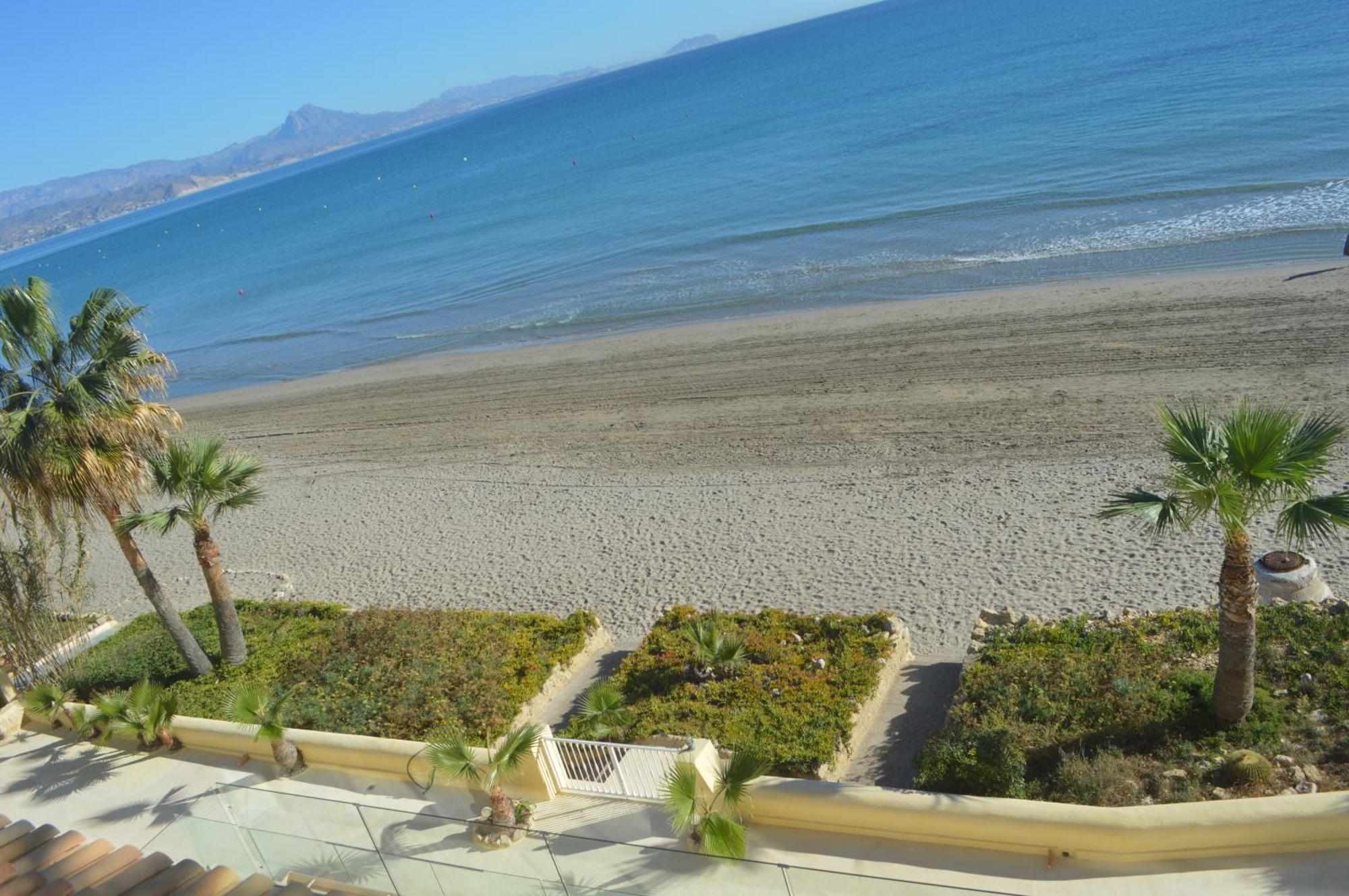 Maravilloso Apartamento Amanecer Cabo A Pie De Playa Y Mar En Chalet Roquetes Αλικάντε Εξωτερικό φωτογραφία